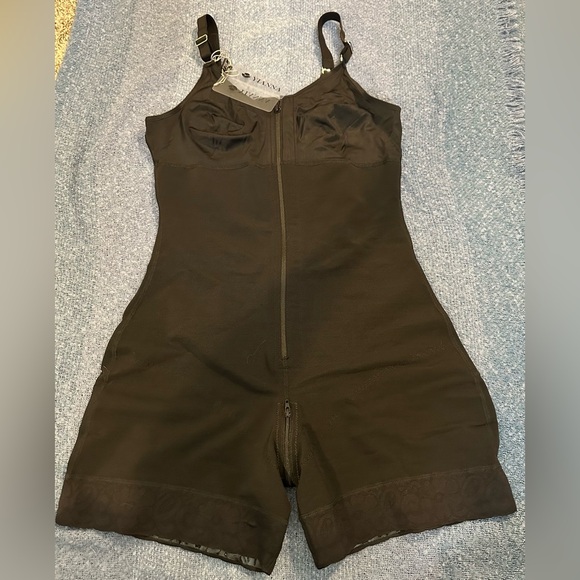 Yianna Other - NWT Yianna Fajas Colombianas Full Body Shaper Zipper Compression Bodysuit XL